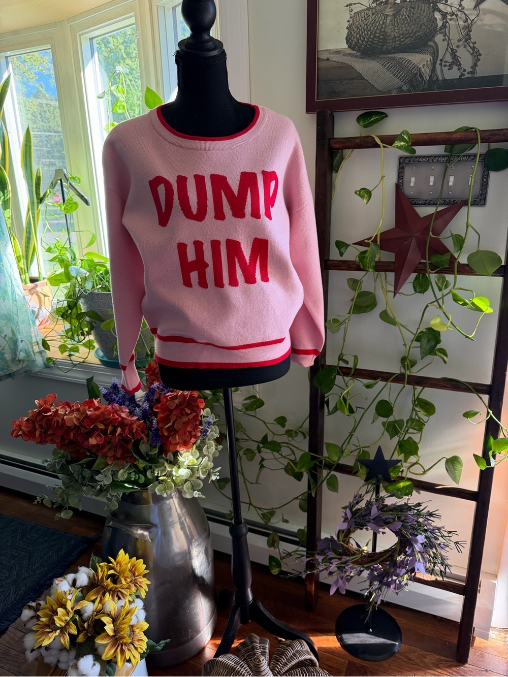 Pink 'Dump Him' Crewneck Sweater - Unbranded